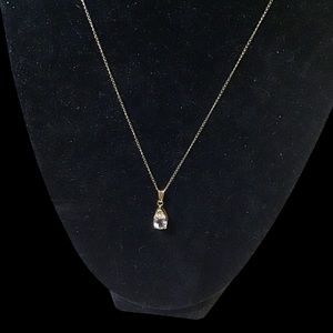 14k 17 in necklace with clear stone